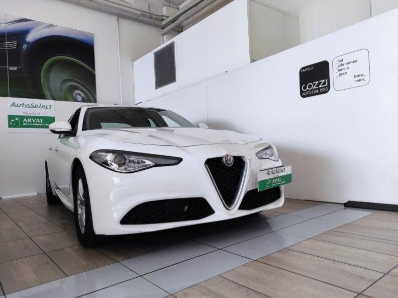 ALFA ROMEO Giulia (2016) Giulia 2.0 Turbo 200 CV AT8 Business - Cozzi
